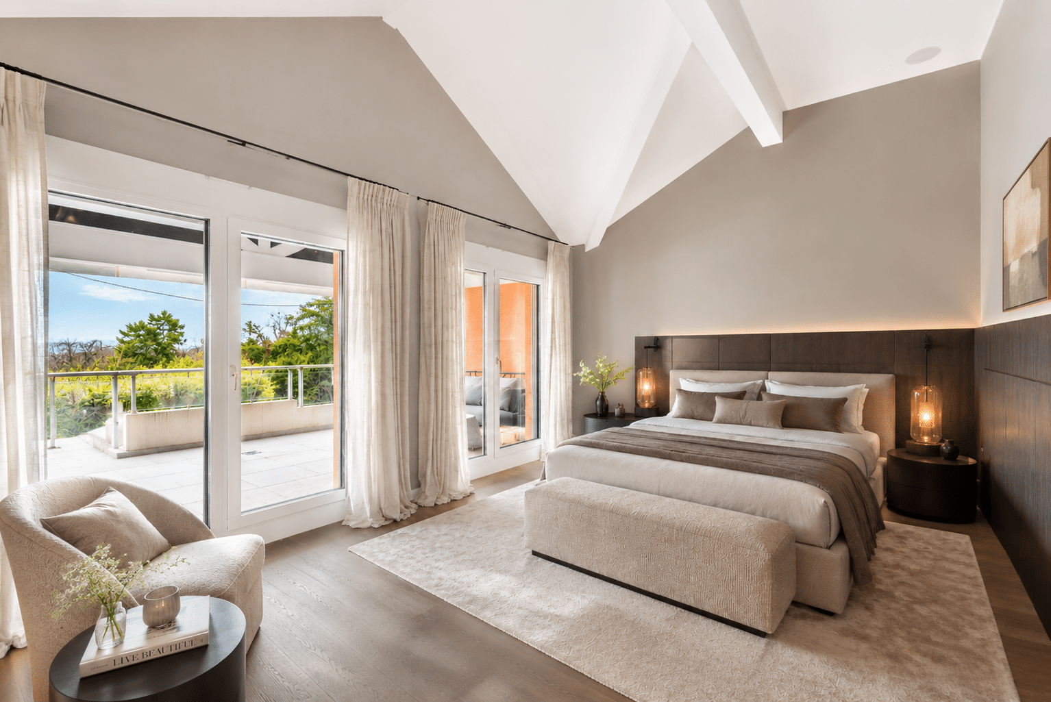 Penthouse duplex d’exception au cœur de Cologny
