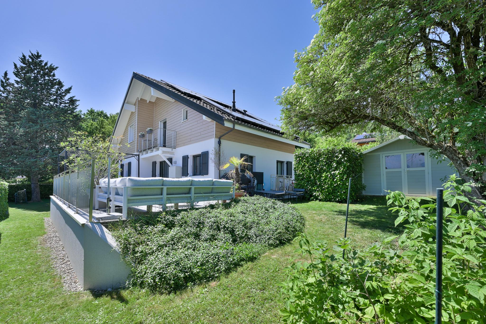 Villa individuelle avec vue lac et Alpes - Au cœur de Sus-Châtel (Genolier) - Parfaitement rénovée Performance énergétique A