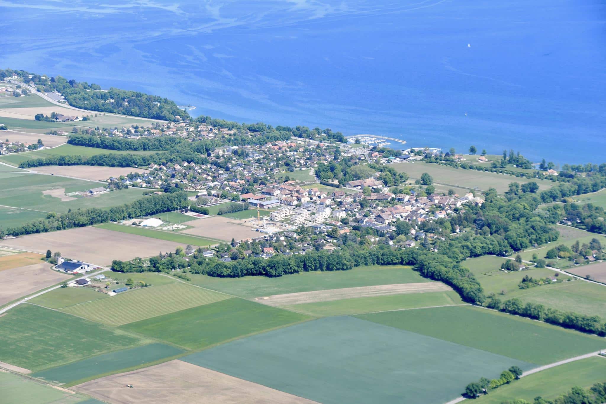 Maison mitoyenne en pignon - entièrement hors nuisances
